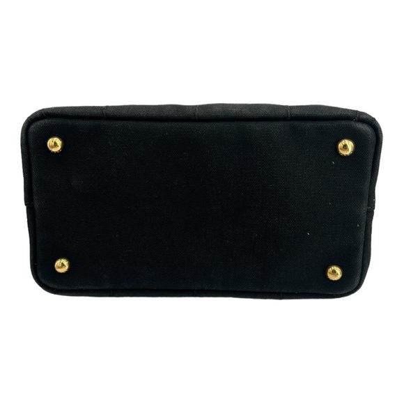 Prada canapa - Picture 11 of 16